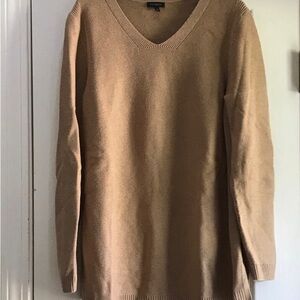 🌺 Women’s Talbot Tan Sweater